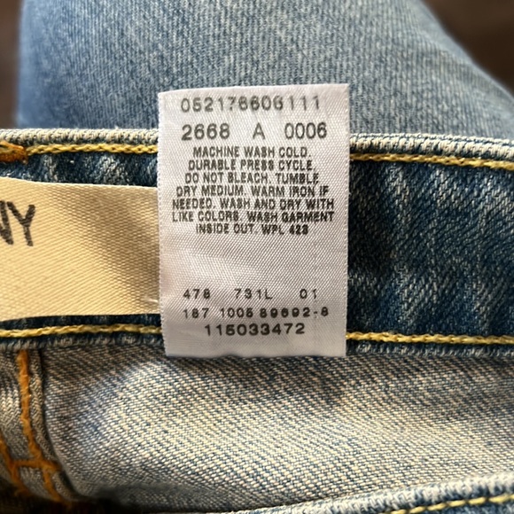 Levi’s - 503 Skinny Jeans - Picture 13 of 14